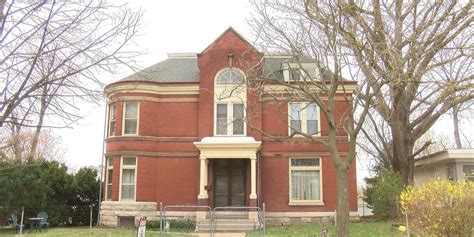 Plans for Quincy sober living house put on hold .